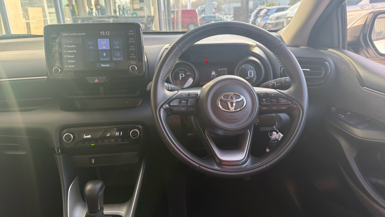 Toyota Yaris 1.5 Hybrid Design 5dr CVT Hybrid Hatchback